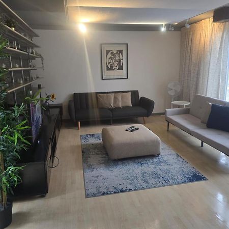 One Bed House In Camden Town Villa ลอนดอน ภายนอก รูปภาพ