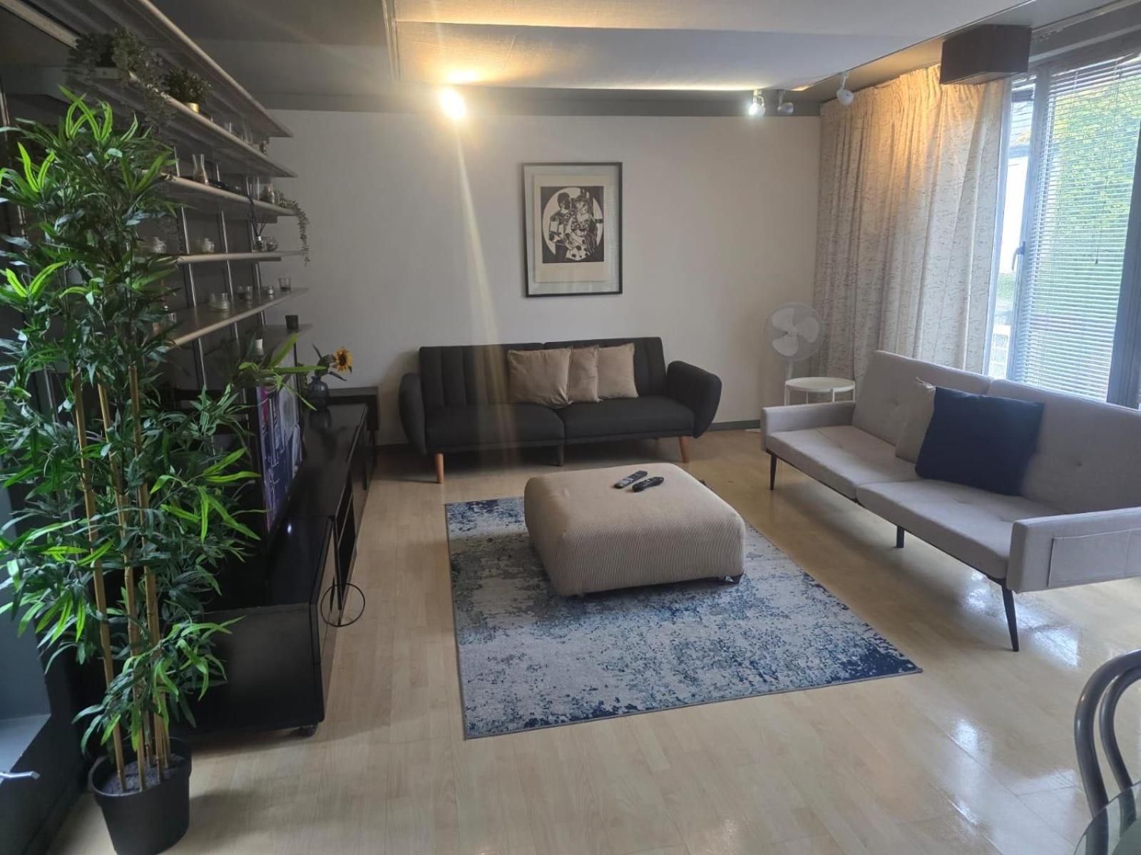 One Bed House In Camden Town Villa ลอนดอน ภายนอก รูปภาพ